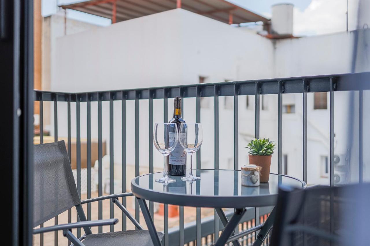 Family Home Suits Encantos De Sevilla Kültér fotó